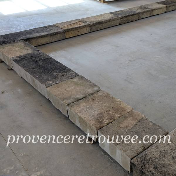 Lot bordure de bassin en pierre baa3438